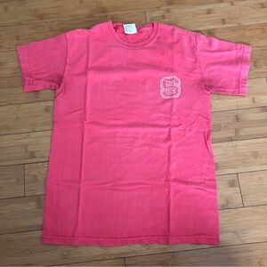 North Carolina State University NC State Comfort Colors Red Tshirt women’s small